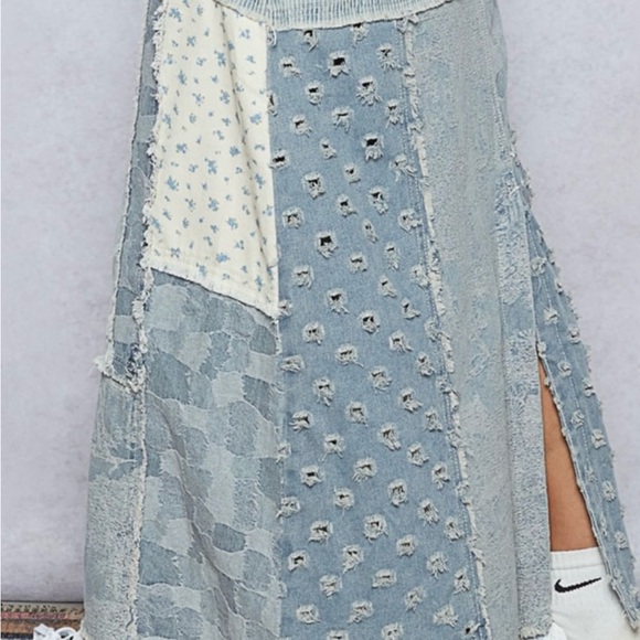 POL Patchwork Maxi Skirt in Blue and Cream - Picture 4 of 11